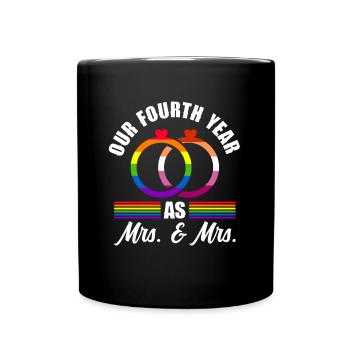 Unser viertes Jahr als Mrs & Mrs Lesbian Wedding G - Tasse einfarbig - Schwarz - Vorne