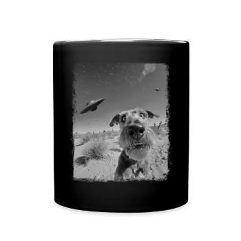 Airedale Terrier Chien OVNI Alien Alien Sel - Mug uni - noir - Devant