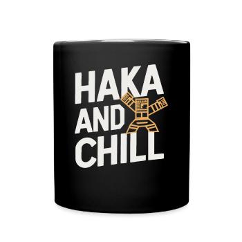 Haka And Chill New Zealand Souvenir - Tasse einfarbig - Schwarz - Vorne
