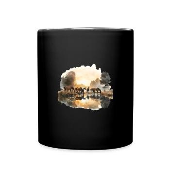 Chevaux sur l’eau avec lever du soleil - Mug uni - noir - Devant