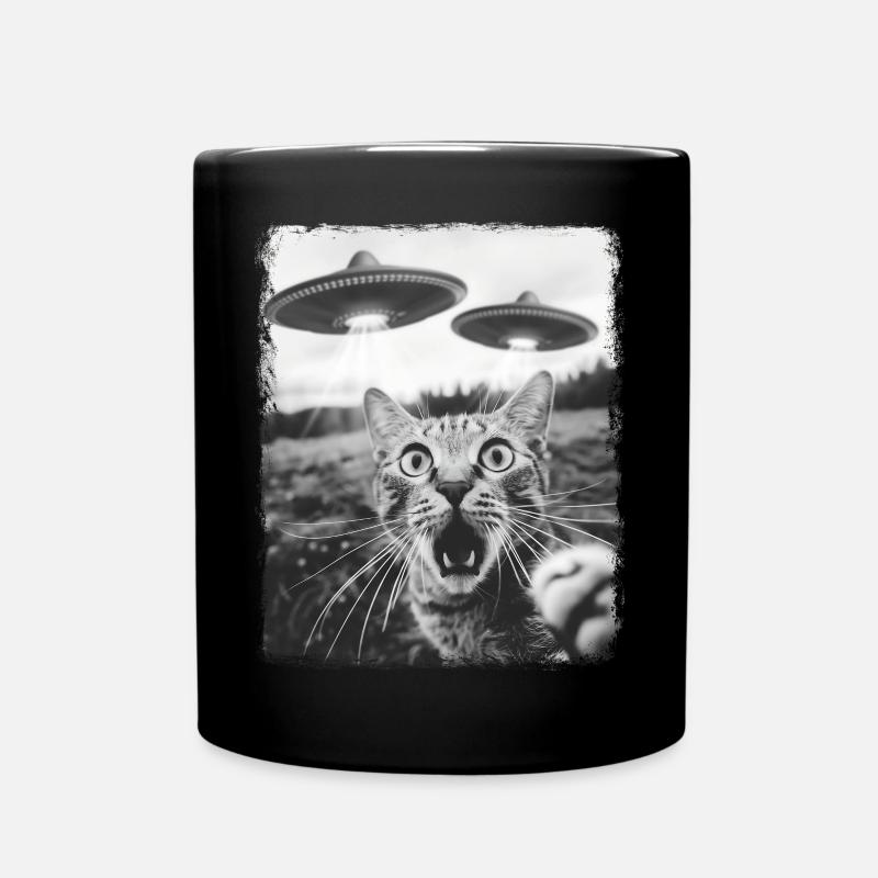 Tabby Katze UFO Alien Außerirdischer Selfie - Tasse einfarbig - Schwarz