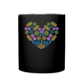Crocheter Crochet Heart With Crochet Yarn Balls - Tasse einfarbig - Schwarz - Vorne