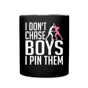 Lutteur Je ne chasse pas les garçons, je - Mug uni - noir - Devant