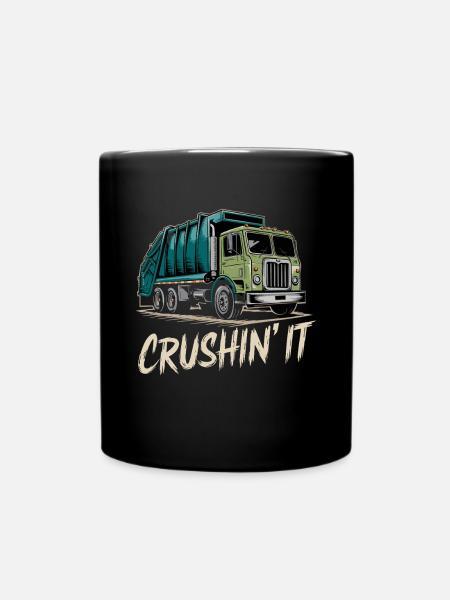 Camion dell'uomo della spazzatura che lo schiaccia - Tazza monocolore - nero