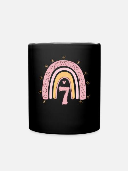 Süßes 7. Geburtstag Herz & Regenbogen Design - Tasse einfarbig - Schwarz