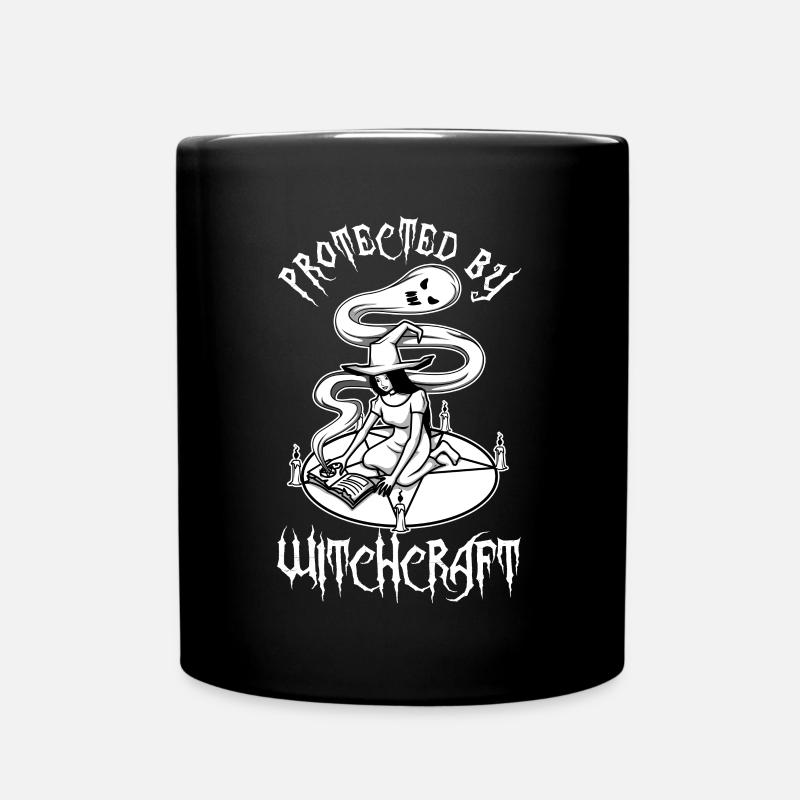 Protected By Witchcraft - Tasse einfarbig - Schwarz