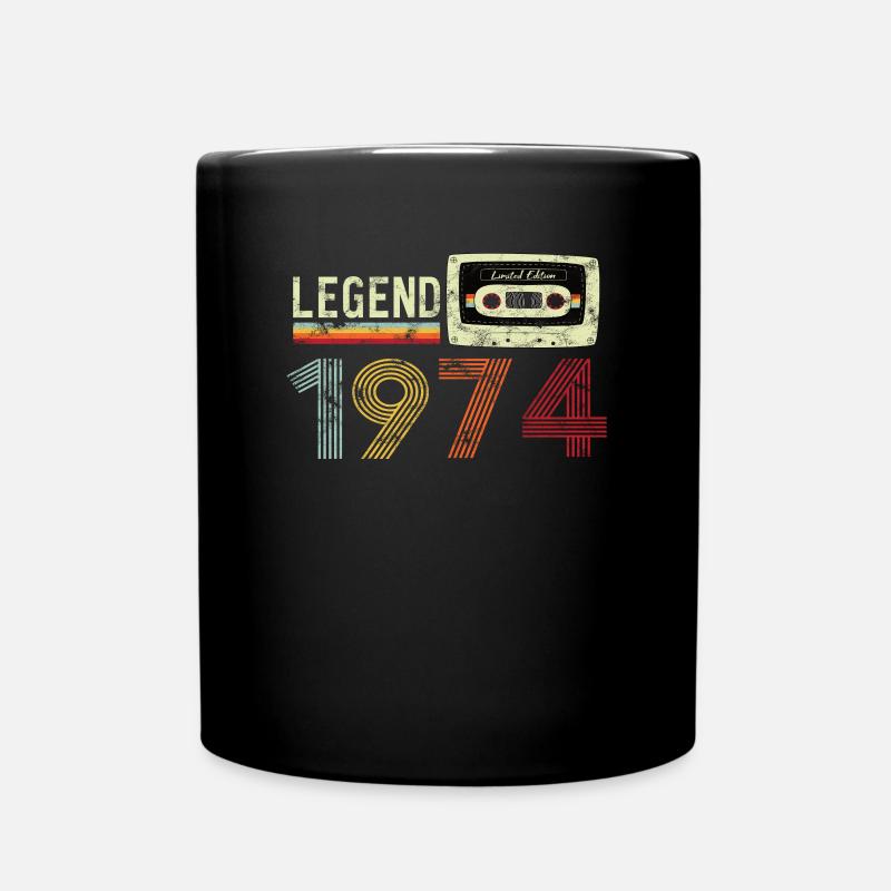 1974 Geburtstag Vintage Cassette - Tasse einfarbig - Schwarz