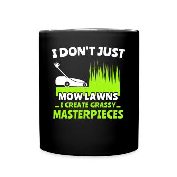 Tondeuses à gazon tondant l’herbe - Mug uni - noir - Devant