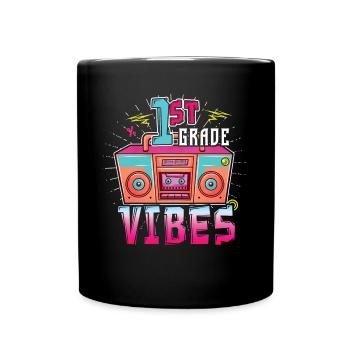 Schwingungen der Schule Glückliche Letzte Stereo-Musik 1. Klasse - Tasse einfarbig - Schwarz - Vorne