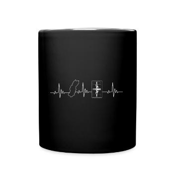 Karte Heartbeat Design für Schwarzwald-Fans - Tasse einfarbig - Schwarz - Vorne