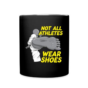 Tous les athlètes ne portent pas de chaussures drôles de karaté martial - Mug uni - noir - Devant