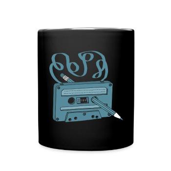 Eine Retro Musik Kassette mit dem Bleistift - Tasse einfarbig - Schwarz - Vorne