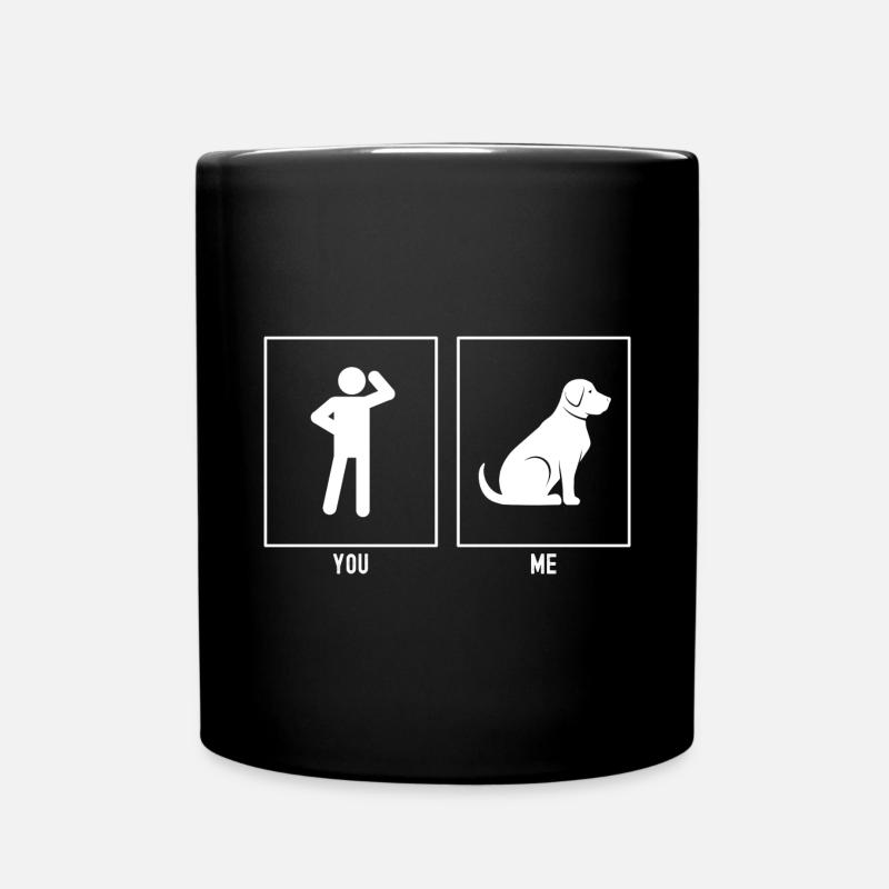 Sie - Ich - Sitzender Hund - Tasse einfarbig - Schwarz