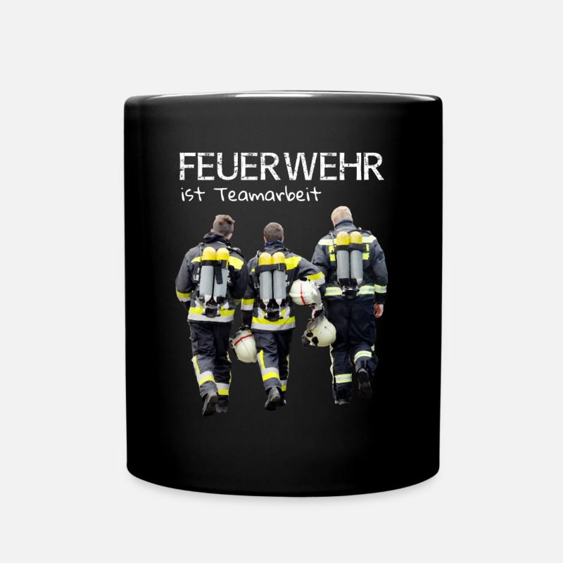 Feuerwehr ist Teamarbeit - Tasse einfarbig - Schwarz