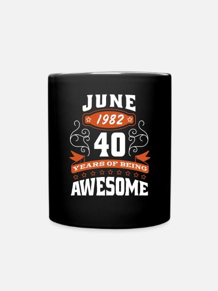 Juin 1982 - Cadeau du 40e anniversaire. Génial. - Mug uni - noir
