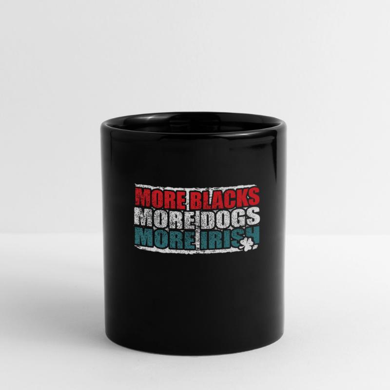 Plus de Noirs Plus de chiens Plus d’Irlandais Mug uni