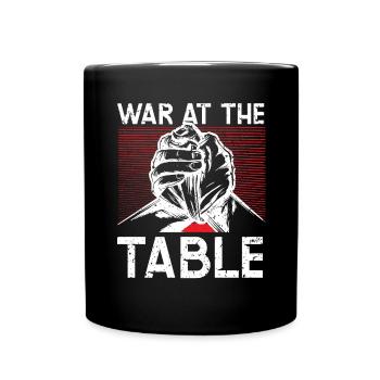 La guerre à table, les lutteurs luttent le bras de fer - Mug uni - noir - Devant