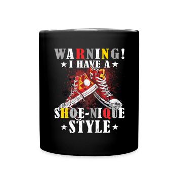 Lustiger Sneaker -Sammler - Turnschuhe - Tasse einfarbig - Schwarz - Vorne