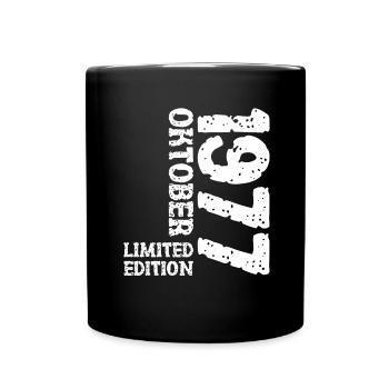 1977 Oktober Limited Edition 46. Geburtstag Deko - Tasse einfarbig - Schwarz - Vorne