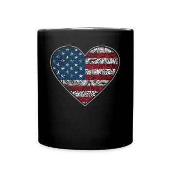US -patriotisches Herz Mit Der USA Flagge 4. Juli - Tasse einfarbig - Schwarz - Vorne