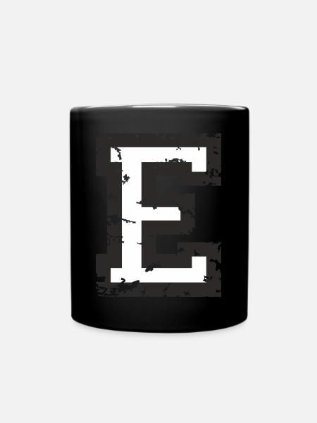 E (Vintage Weiß) Buchstabe E - Tasse einfarbig - Schwarz
