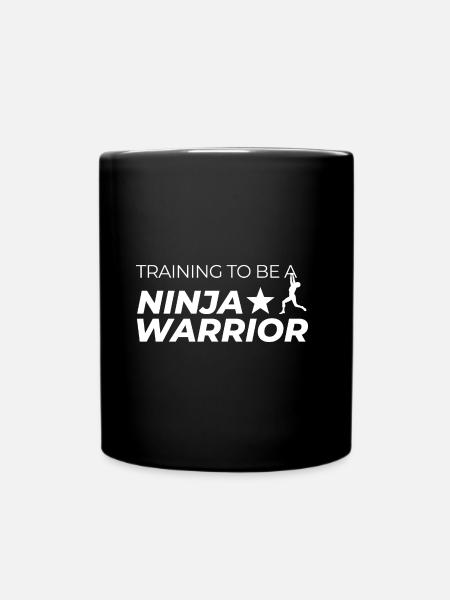 S'entraîner à être un guerrier ninja - Mug uni - noir