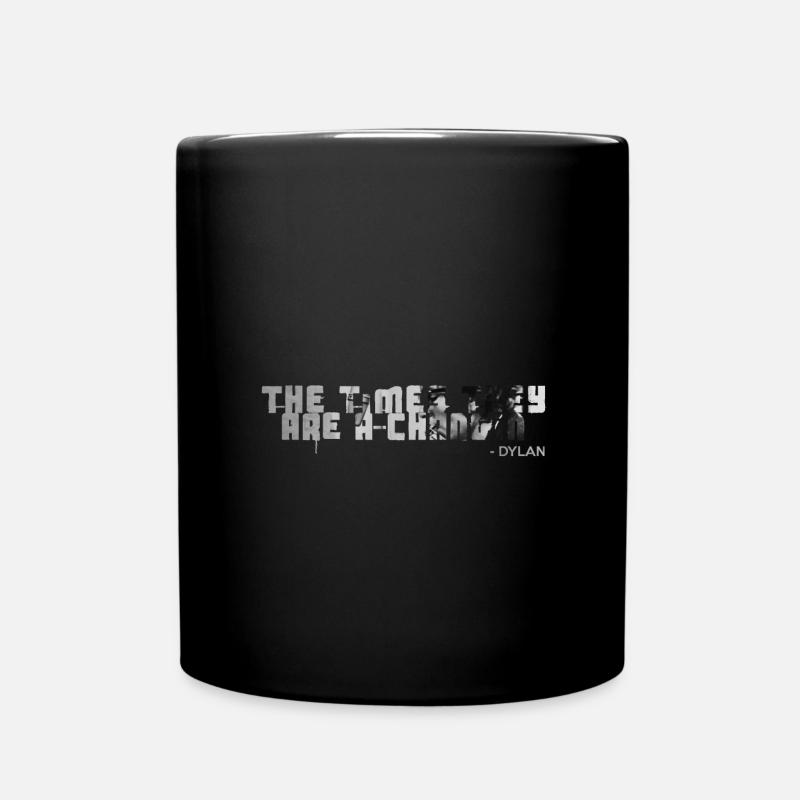 Les temps, ils sont une citation de musicien changin - Mug uni - noir