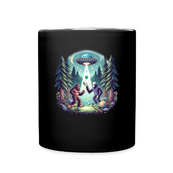 Bigfoot rencontre une rencontre extraterrestre avec un OVNI dans une forêt - Mug uni - noir - Devant