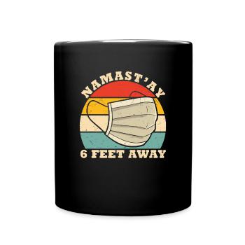 Namast’ay 6 Feet Away Yoga Citations - Mug uni - noir - Devant