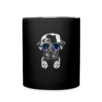Chien avec casque, casquette et lunettes de musique cool - Mug uni - noir - Devant