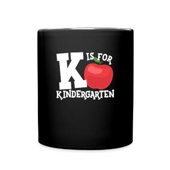 K ist f�r Kinderg�rtnerin zur�ck in die Schule - Tasse einfarbig - Schwarz - Vorne