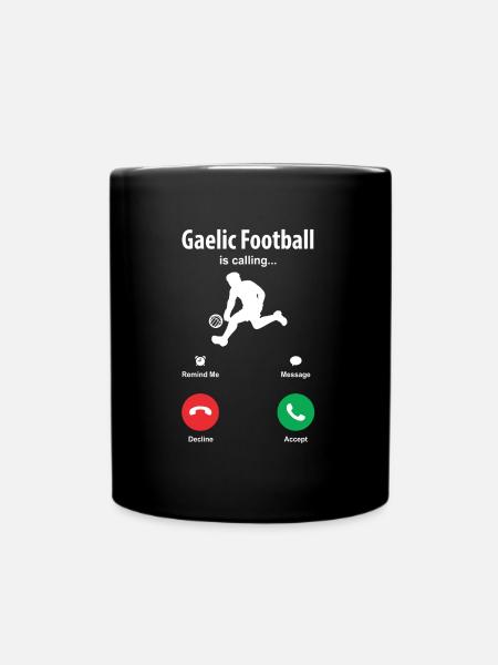 Der Gälische Fußball Ruft - Tasse einfarbig - Schwarz