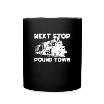 N�chste Station Pound Town Trainer Erwachsener Hum - Tasse einfarbig - Schwarz - Vorne