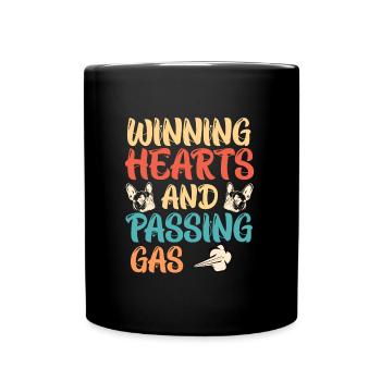 Funny Bulldog WINNING HEARTS PASSING GAS - Full Colour Mug - black - Front