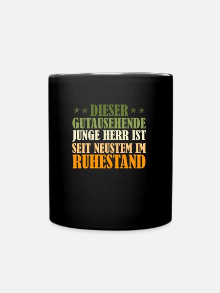 Rentner DIESER GUTAUSSEHENDE JUNGE HERR IST IM - Tasse einfarbig - Schwarz