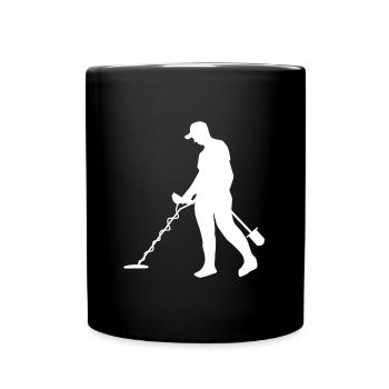 Schatzsucher und Sondler mit dem Metalldetektor - Tasse einfarbig - Schwarz - Vorne