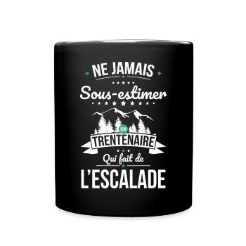 Sous-estimer trentenaire qui fait de l'escalade - Mug uni - noir - Devant