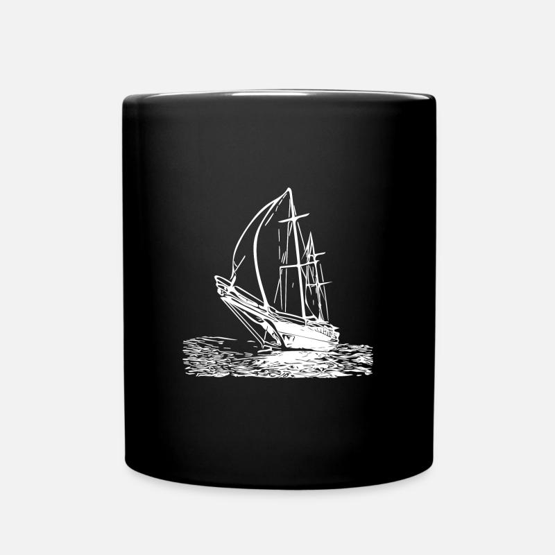 Schnittiges Segelschiff mit Segeln - Tasse einfarbig - Schwarz