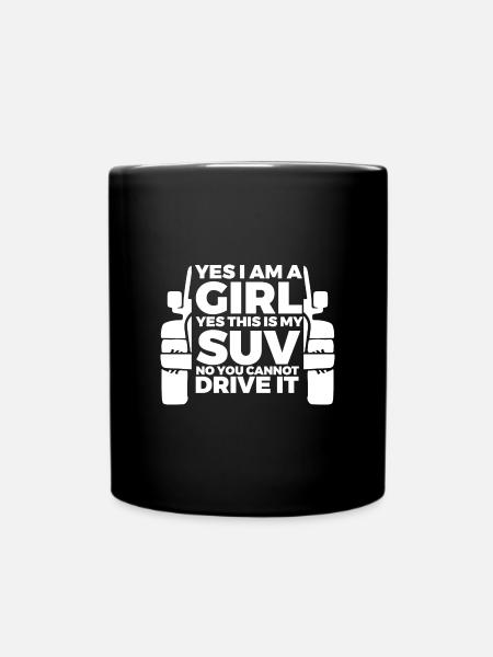 Frau mit Geländewagen - Tasse einfarbig - Schwarz