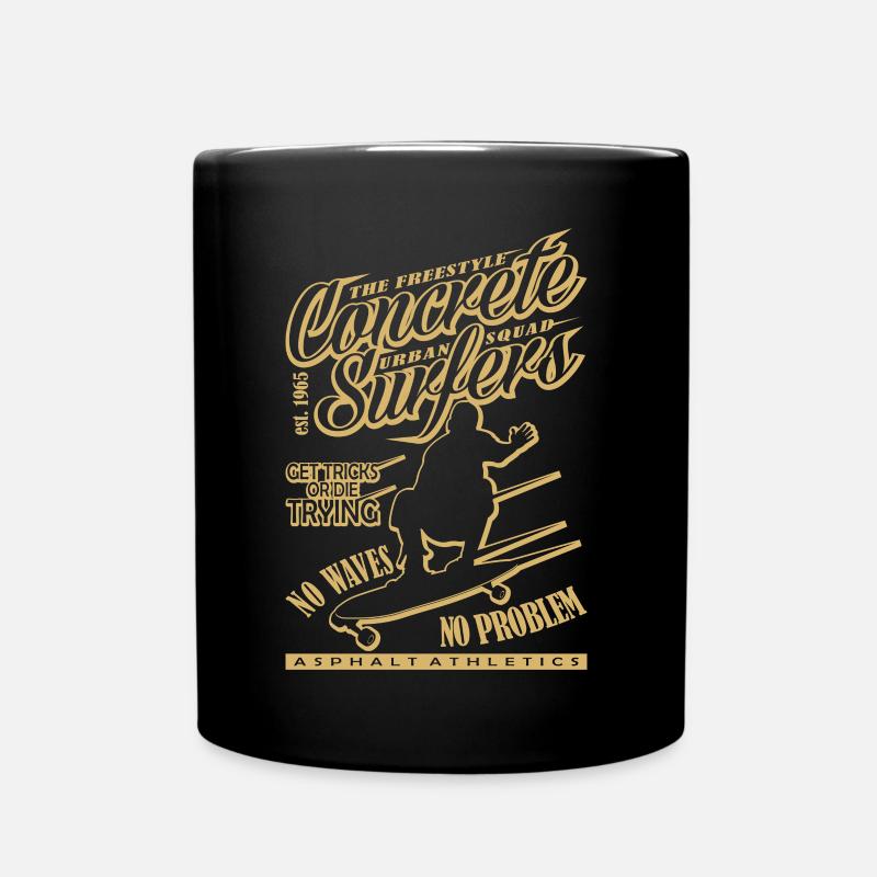 Longboard Skater - Concrete Surfers - Mug uni - noir