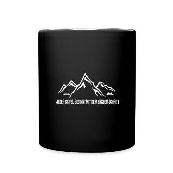 Fröhliche Bergansicht: Den ersten Schritt wagen! - Tasse einfarbig - Schwarz - Vorne