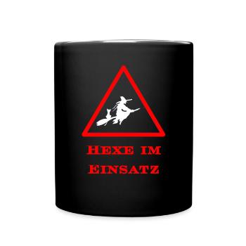 Hexe im Einsatz - Tasse einfarbig - Schwarz - Vorne