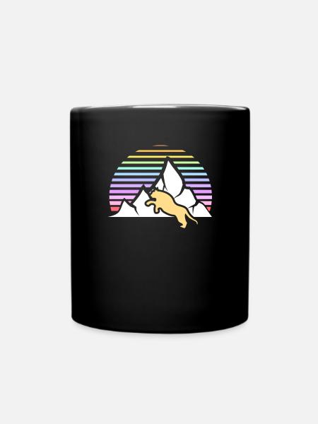 Berglöwe vor Retro Hintergrund mit Berg und Sonne - Tasse einfarbig - Schwarz