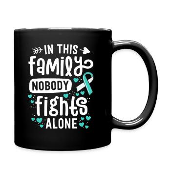 Dans cette famille, personne ne se bat seul cervical - Mug uni - noir - Droite