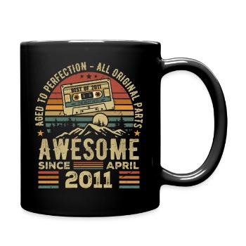 April 2011 Vintage Retro Geburtstagsgeschenk - Tasse einfarbig - Schwarz - Rechts