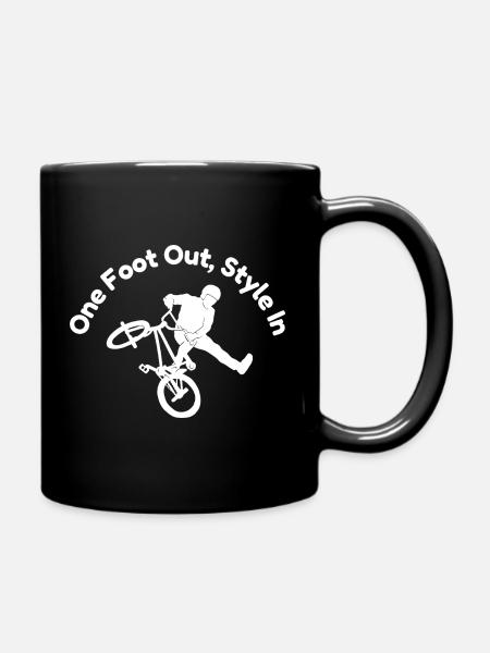 One foot off, Style IN - Tasse einfarbig - Schwarz
