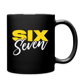 sechs sieben - Tasse einfarbig - Schwarz - Rechts