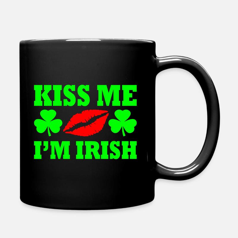Kiss me im irish - Tasse einfarbig - Schwarz