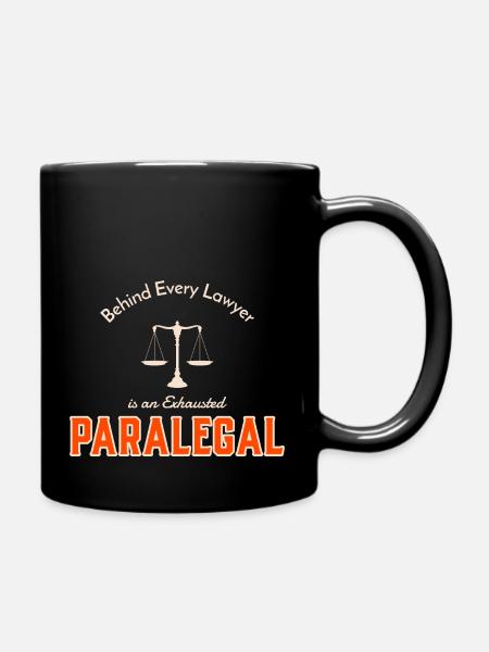 Hinter jedem Anwalt steht ein erschöpfter Rechtsanwaltsfachangestellter - Tasse einfarbig - Schwarz