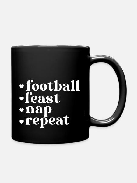 Football, festin, sieste, répéter. Citation de Thanksgiving - Mug uni - noir